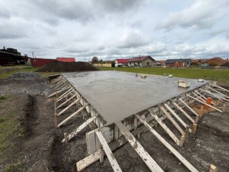 Atyp v Lužci nad Cidlinou
